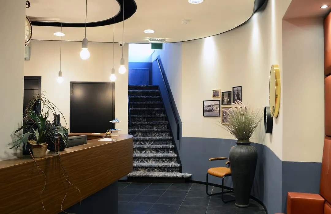 Boutique Hotel De Statie-1